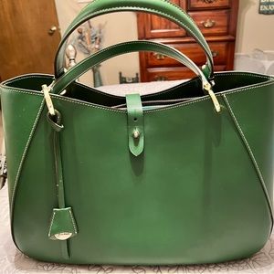 Dooney & Bourke Alto Camilla in Avacado